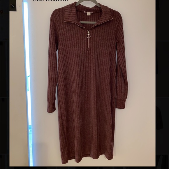LAST CHANCE Motherhood Maternity dress, size medium - Picture 1 of 1